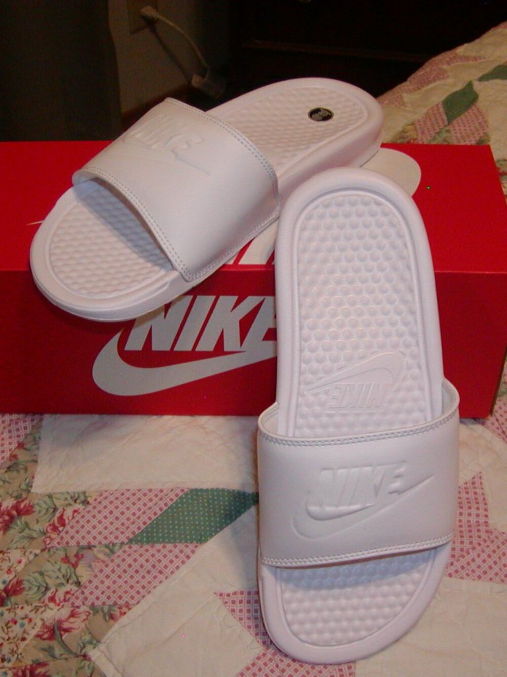 Nike slides